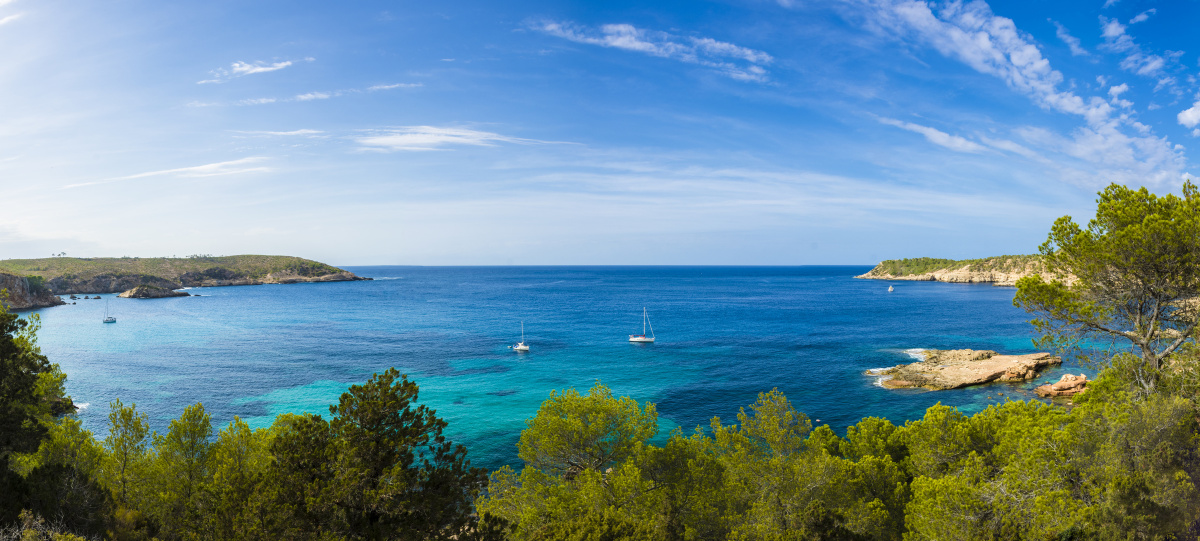 ibiza sailing holidays
