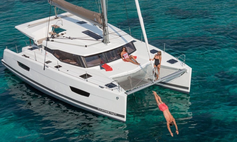 Fountaine - Pajot