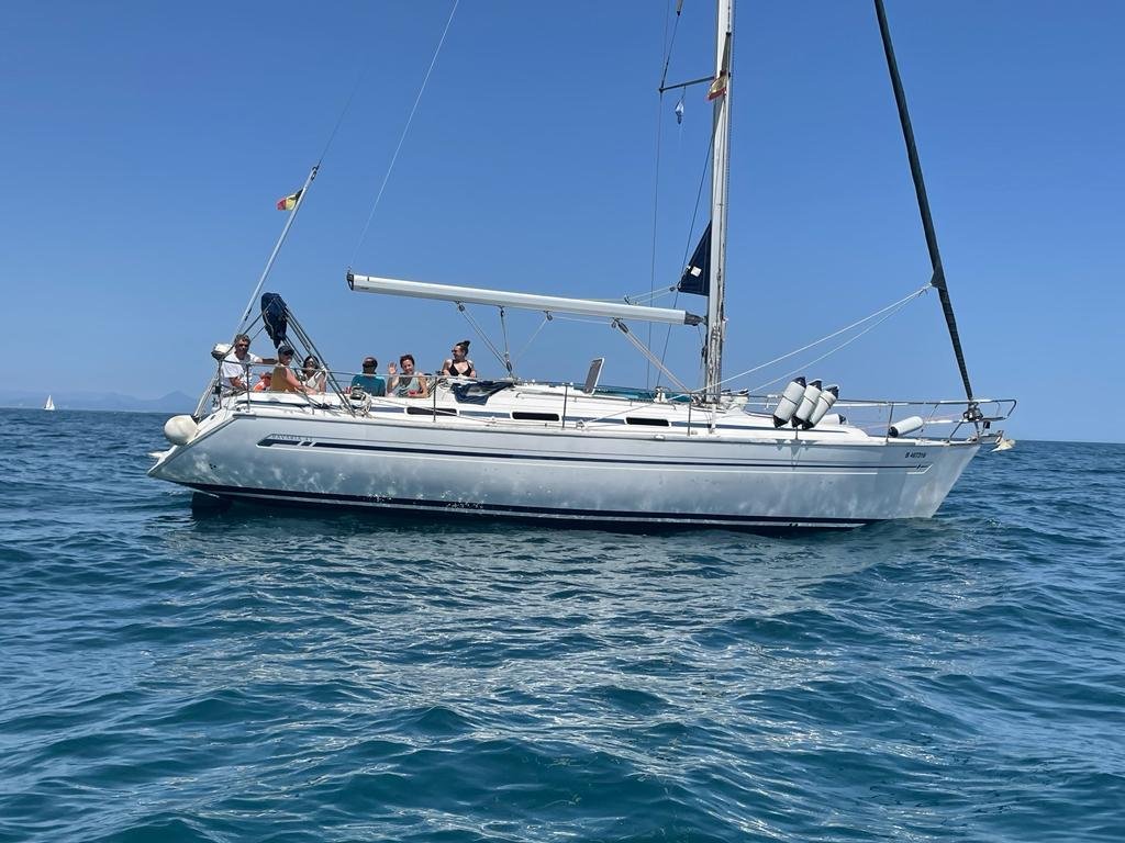 Bavaria Yachts - 12 metros