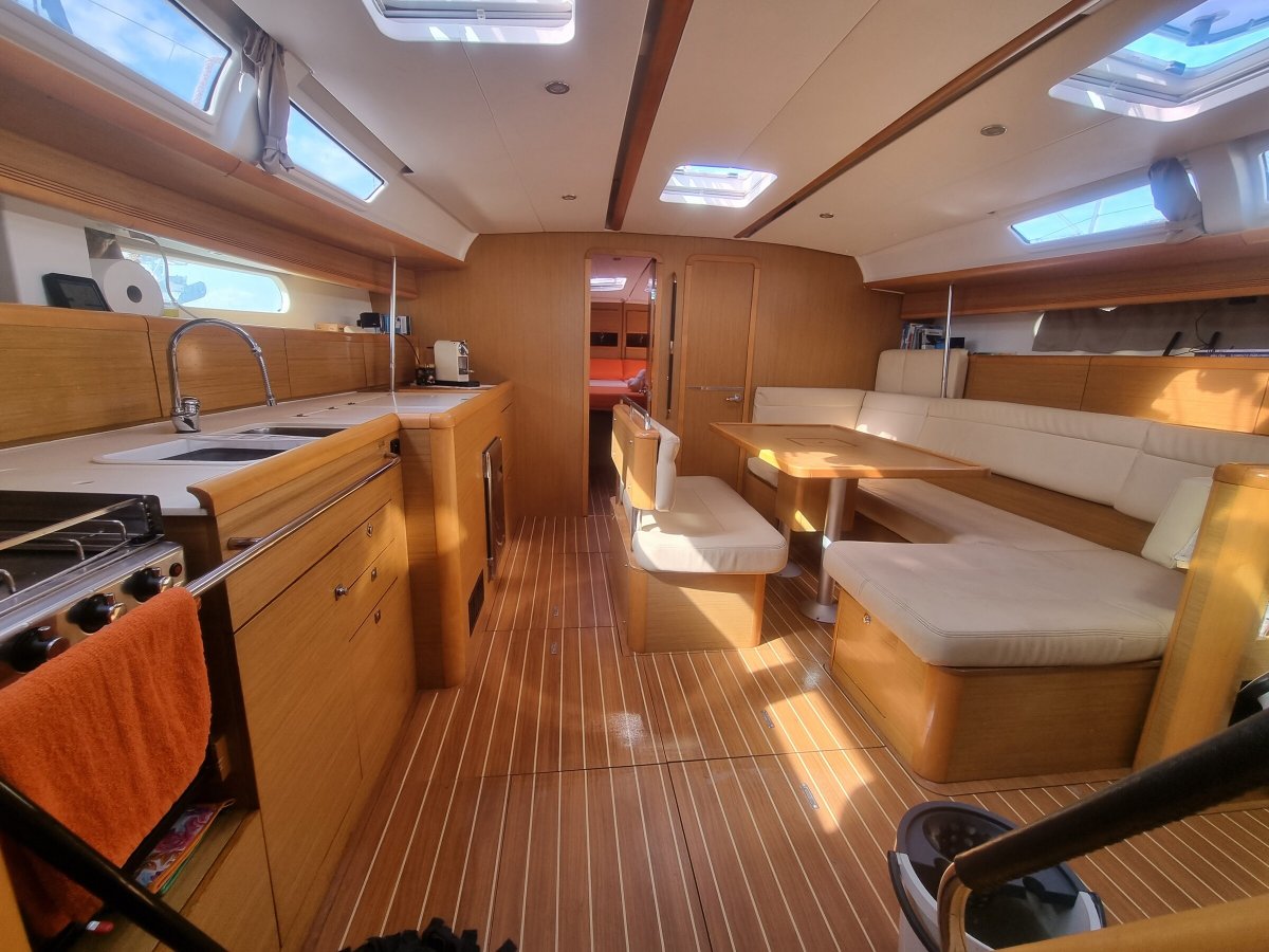 Velero - Jeanneau - 14.75 metros