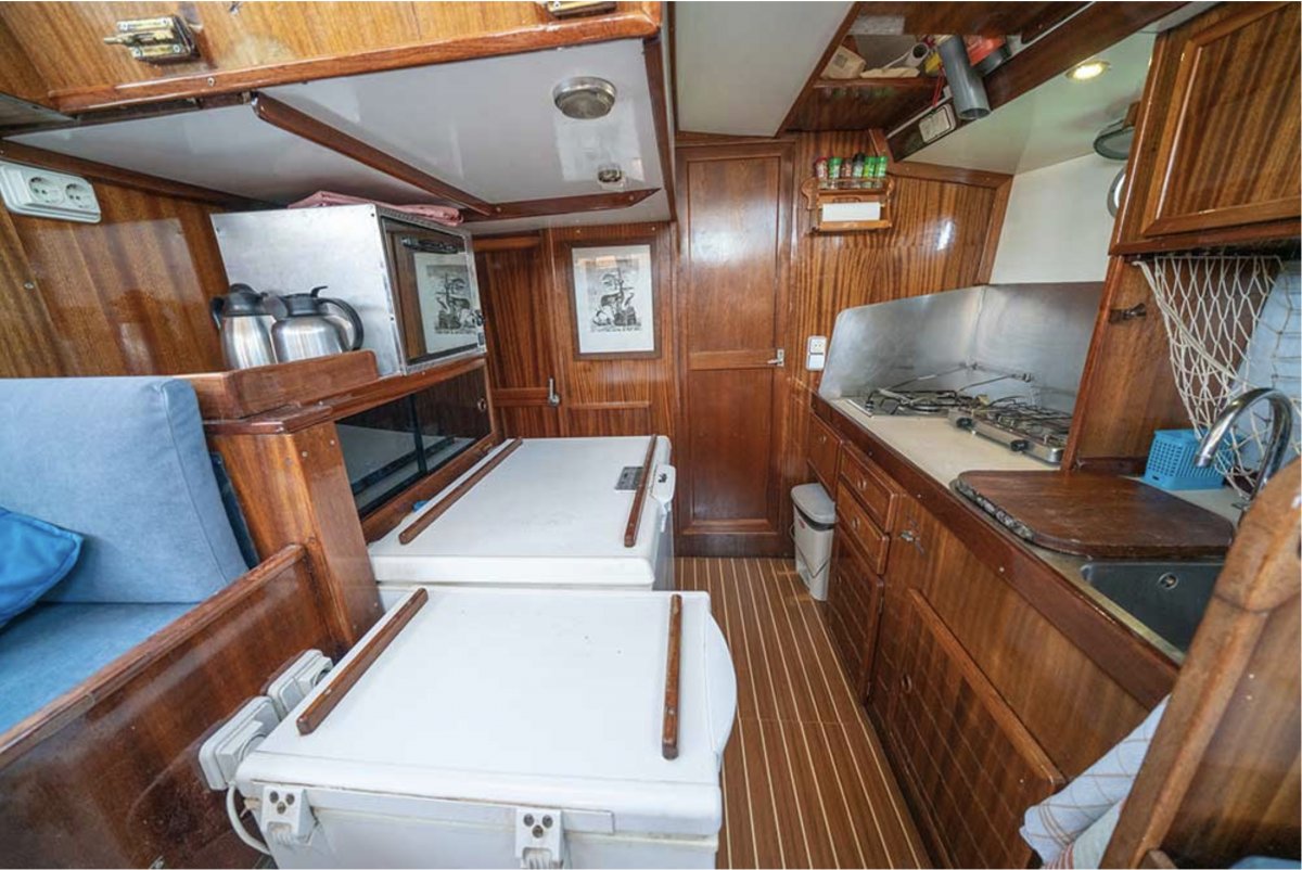 Vivi l'esperienza di navigare attraverso le Isole Baleari