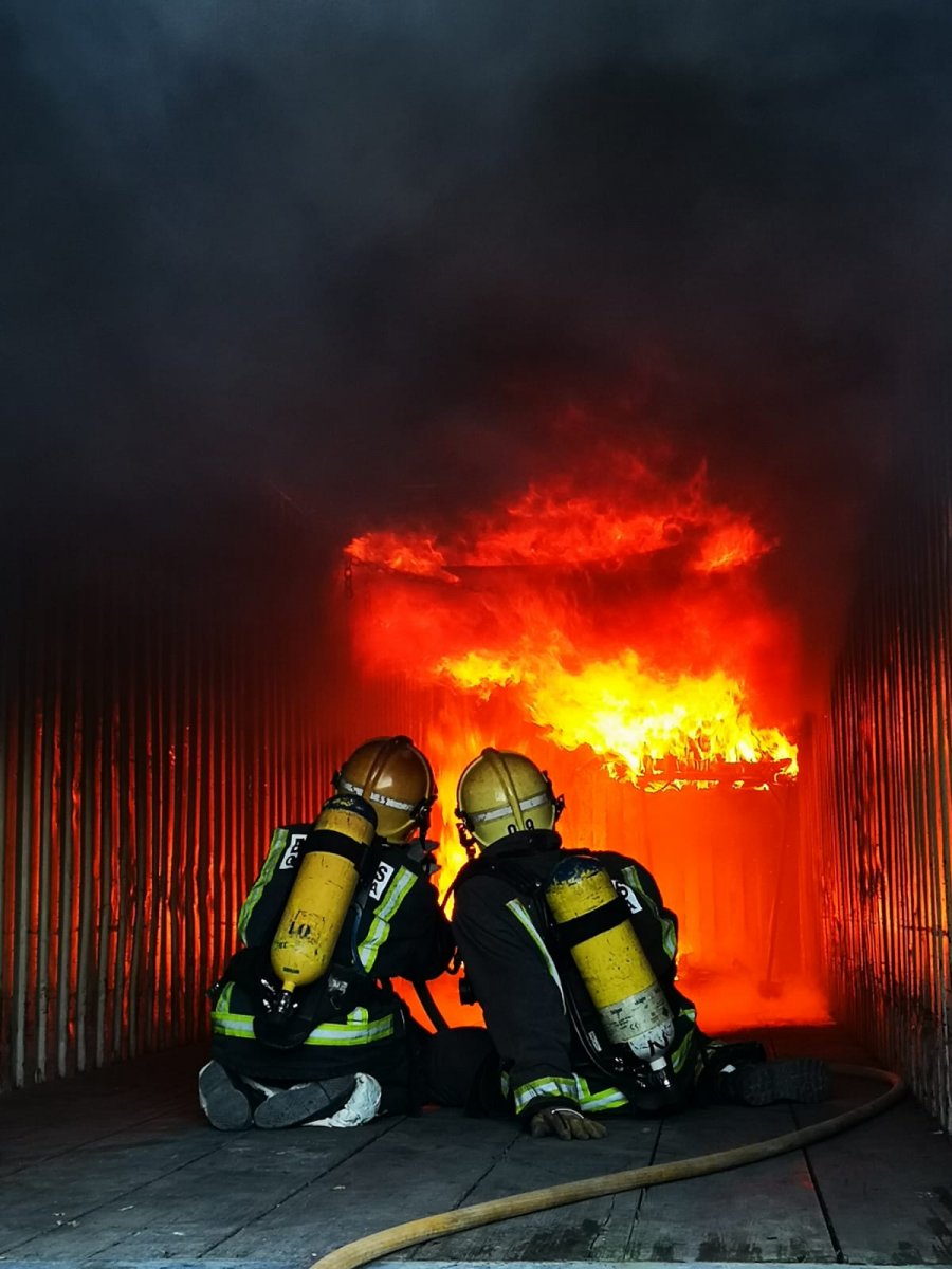 Curso avanzado de lucha contra incendios en Tenerife