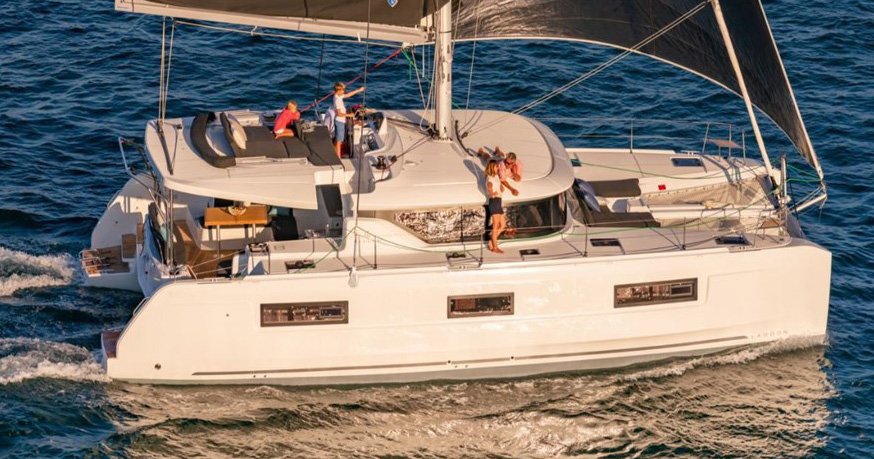 Learn to Sail Across the Atlantic in a Sailing Course