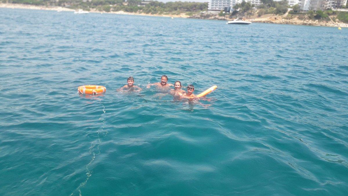 A day at sea on an authentic llaut