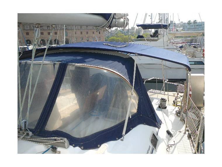 beneteau-oceanis-clipper-antirociones