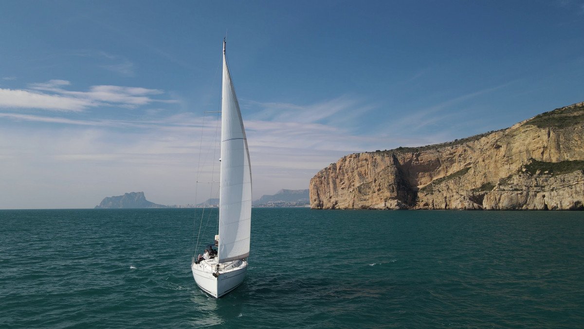 Sailing trip during Easter: Denia-Ibiza/Formentera-Denia