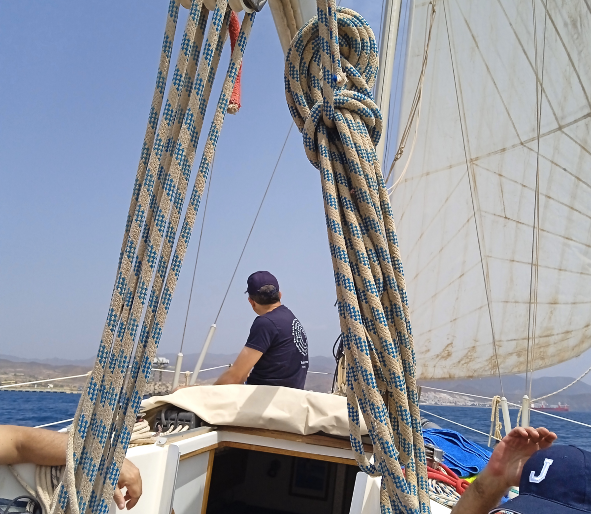 Prácticas de habilitación a vela en Cabo de Gata para todas las titulaciones