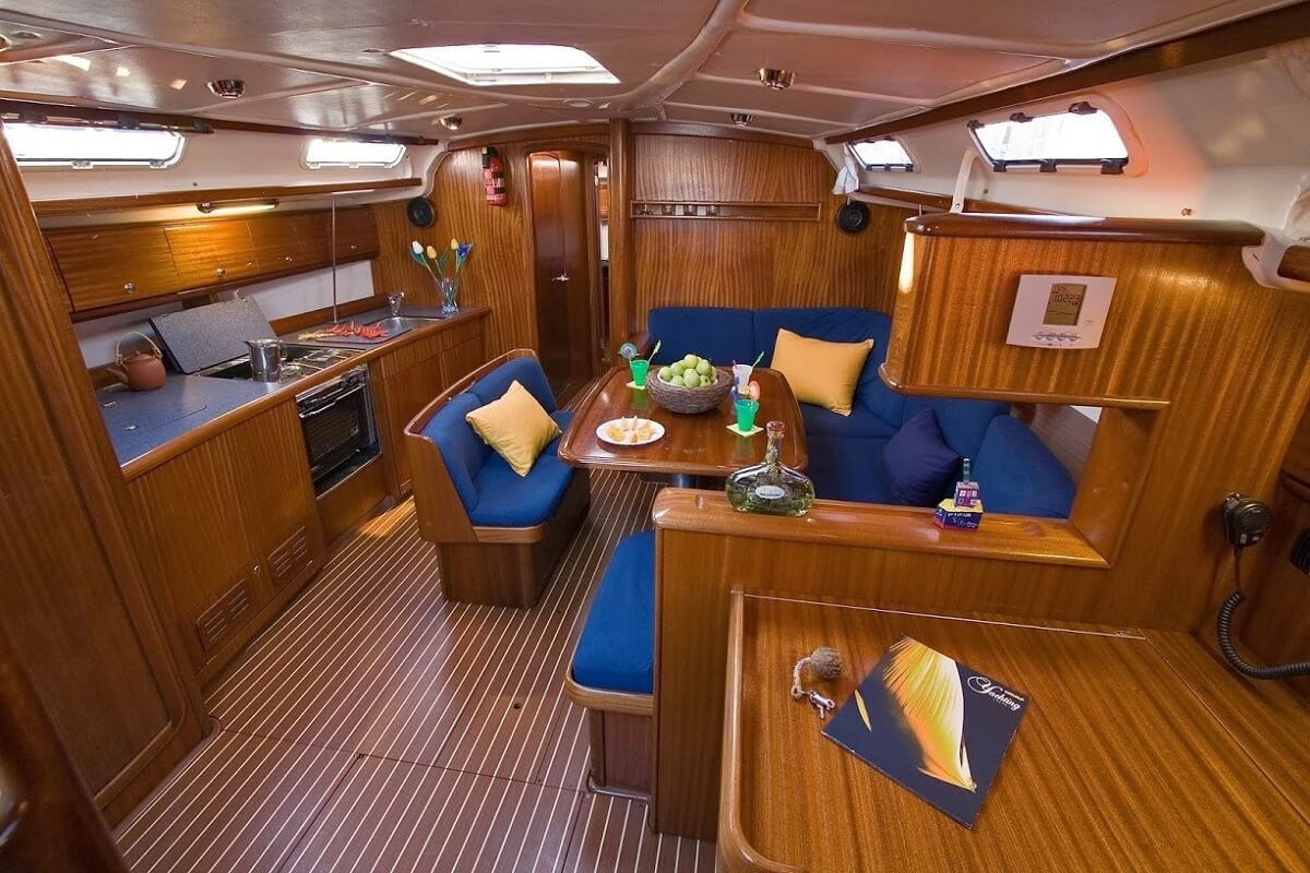 alquiler-velero-barcelona-bavaria-46-cruiser-2