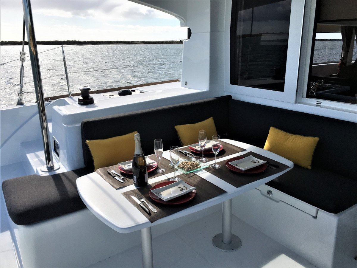 Lagoon - 11.74 meters