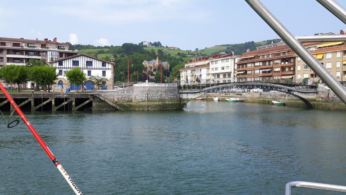 navegar en velero san sebastian