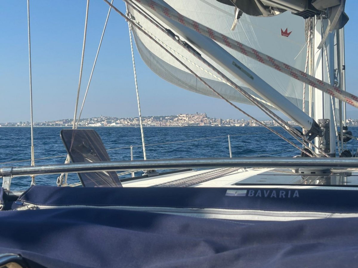 Sailboat - Bavaria Yachts - 46 cruiser