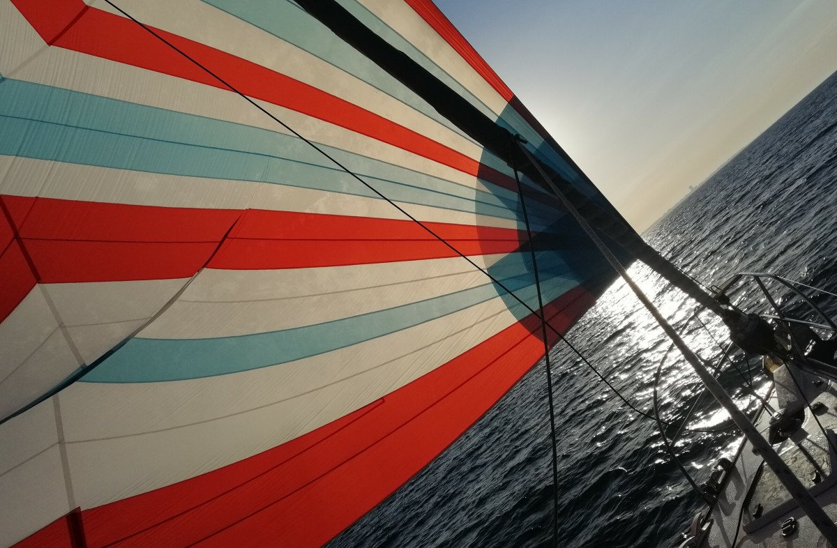 Cruceros en el Canal de Sicilia: navegando en el Mediterráneo