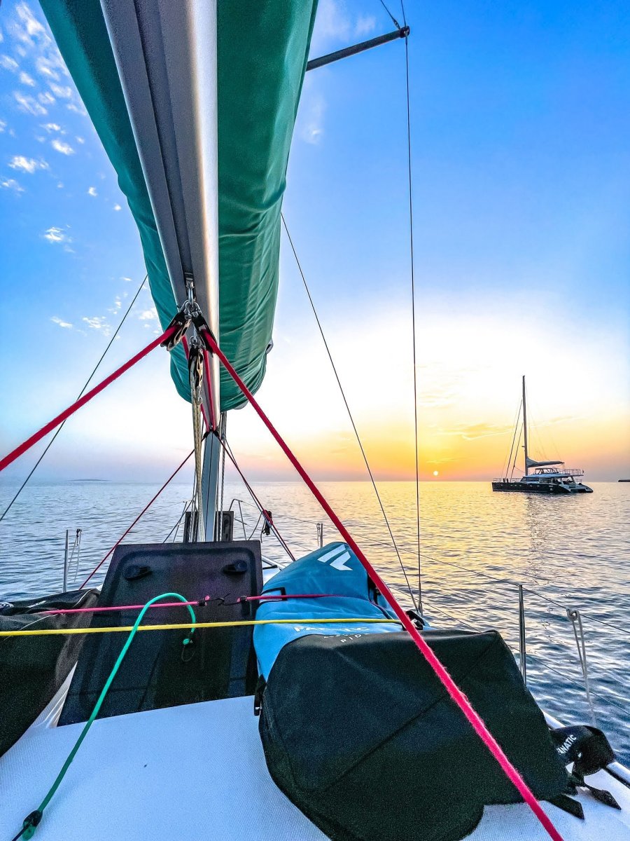 Maxum - 10 {{i18n.capacity}}