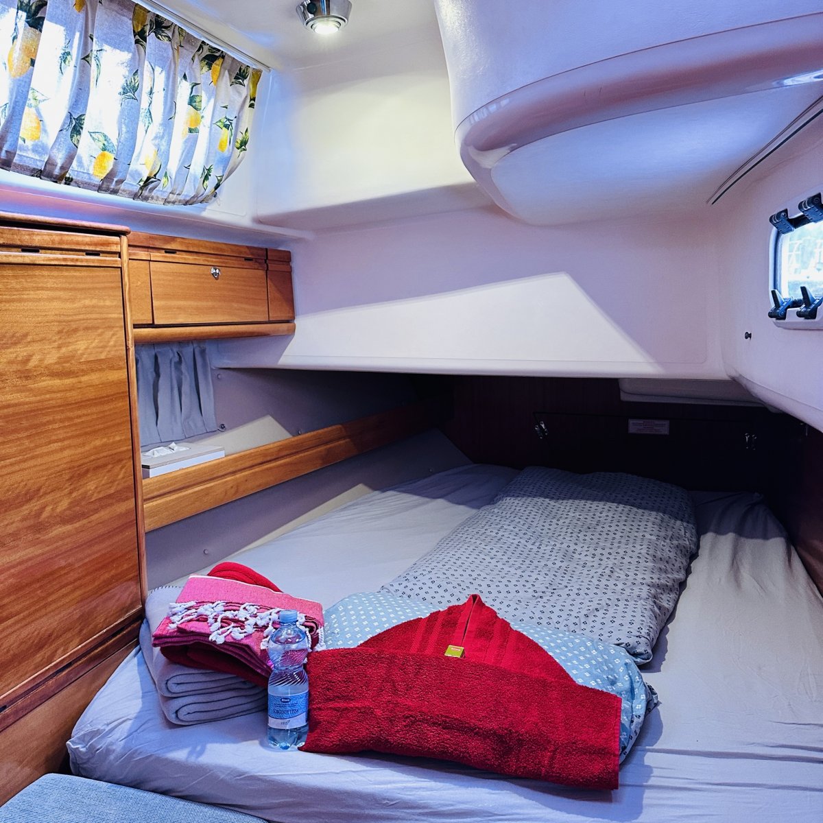 Bavaria Yachts - 5 {{i18n.cabins}}