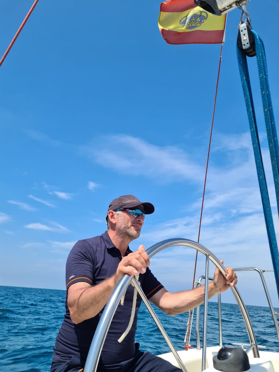 Segeln entlang der Küsten von Valencia und den Balearen