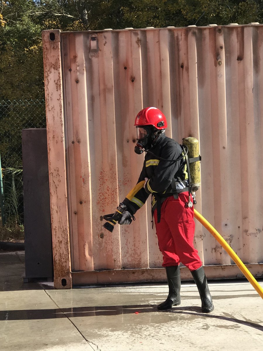 Curso de supervivencia en el mar en Barcelona