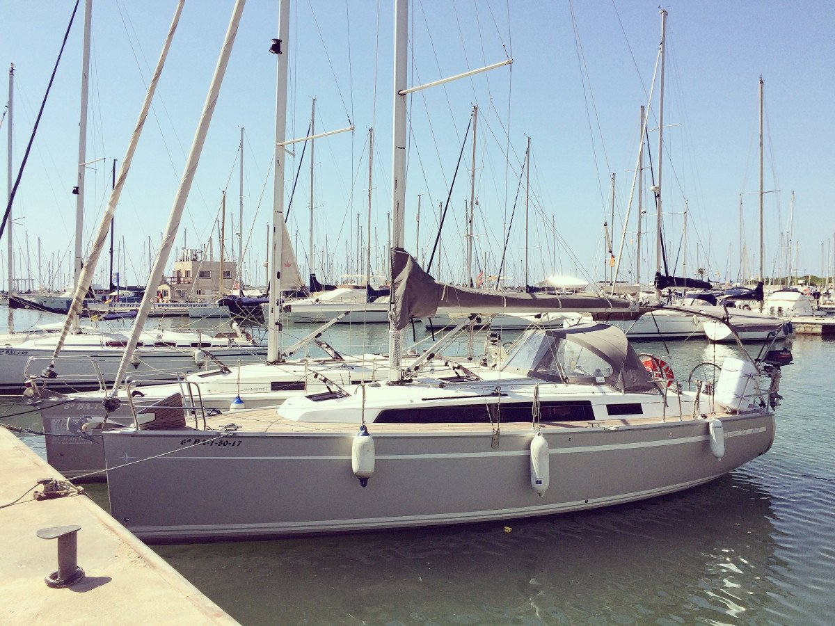 Bavaria Yachts - Cruiser 40