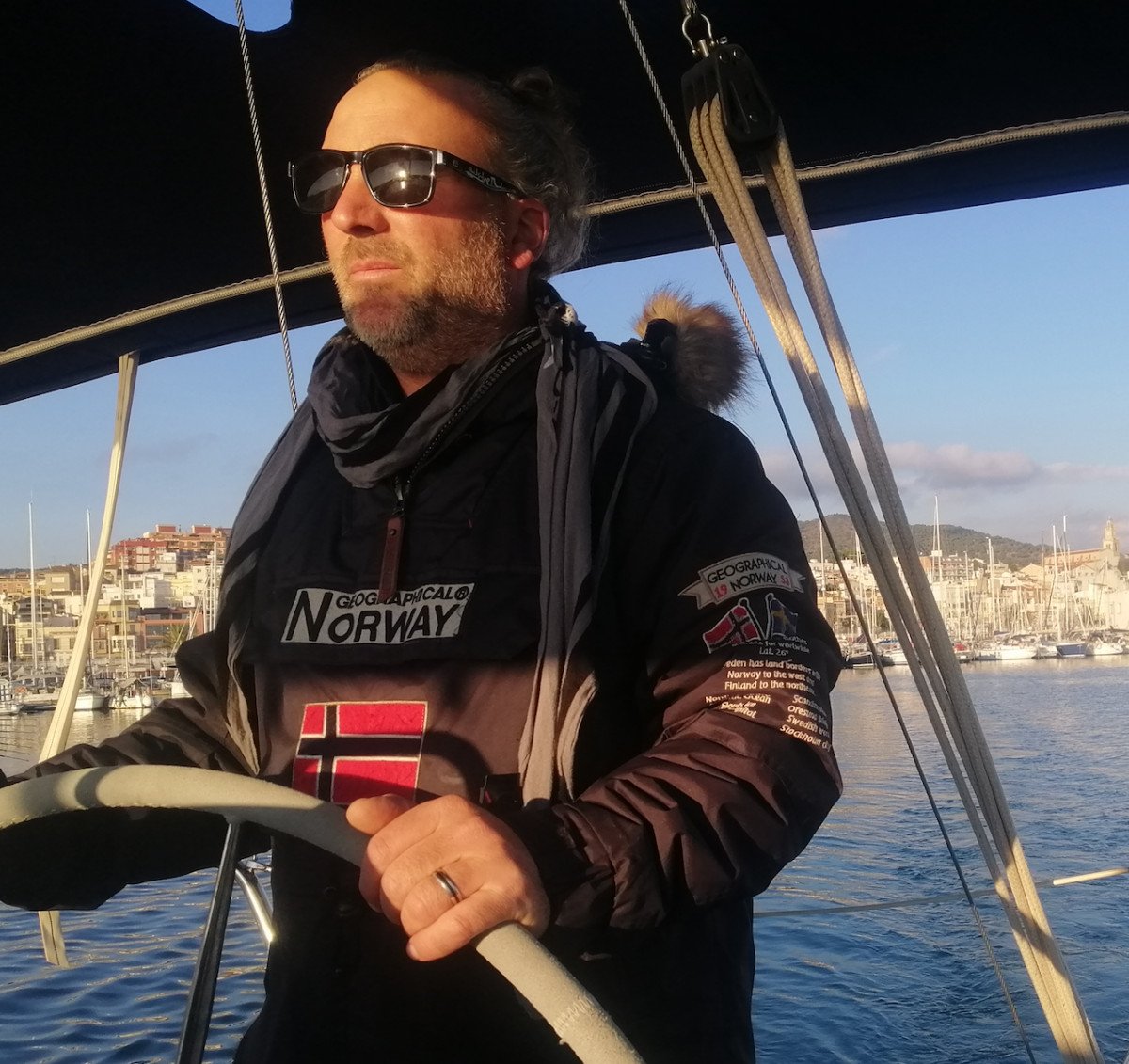 Disfruta de la belleza de Barcelona desde el mar