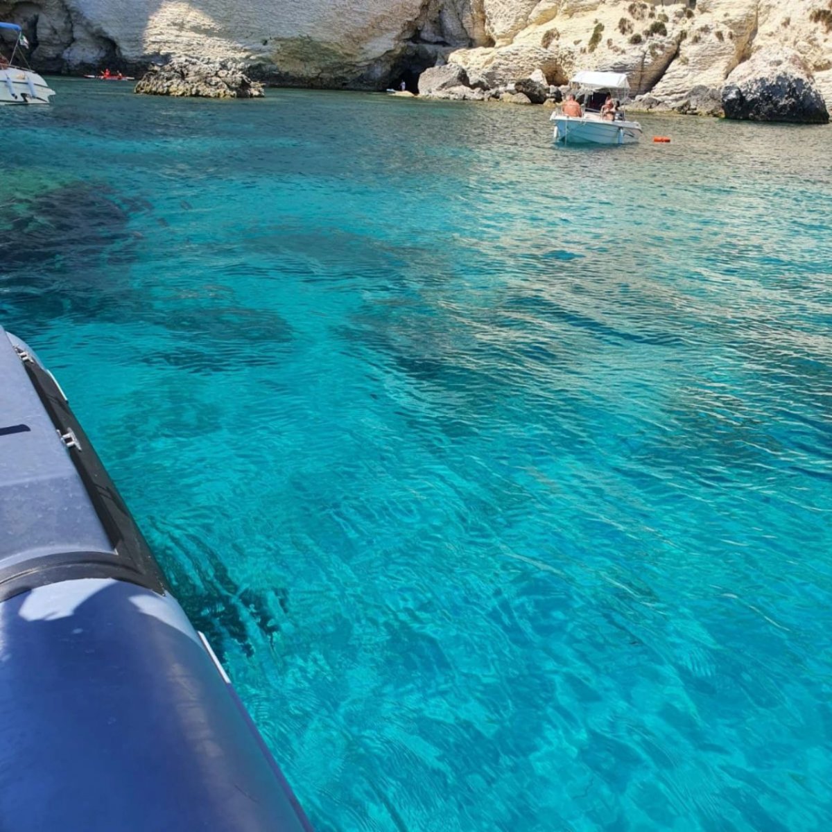 Barco a motor - AB yachts - 2019