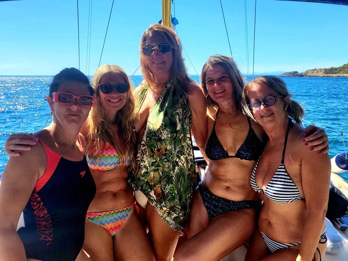 Sailing journey through the beautiful Elba and Capraia islands