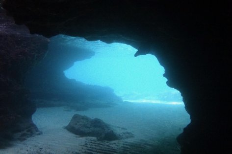 Excursión Cuevas de Sa Talaia y Cala Saona en Formentera