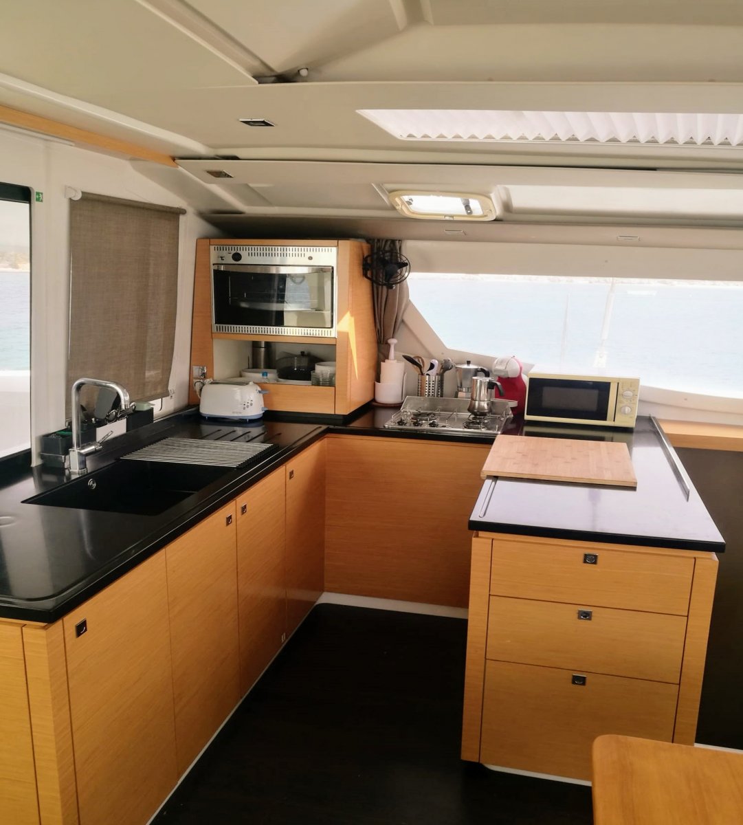 Catamarano - Fountaine - 2015