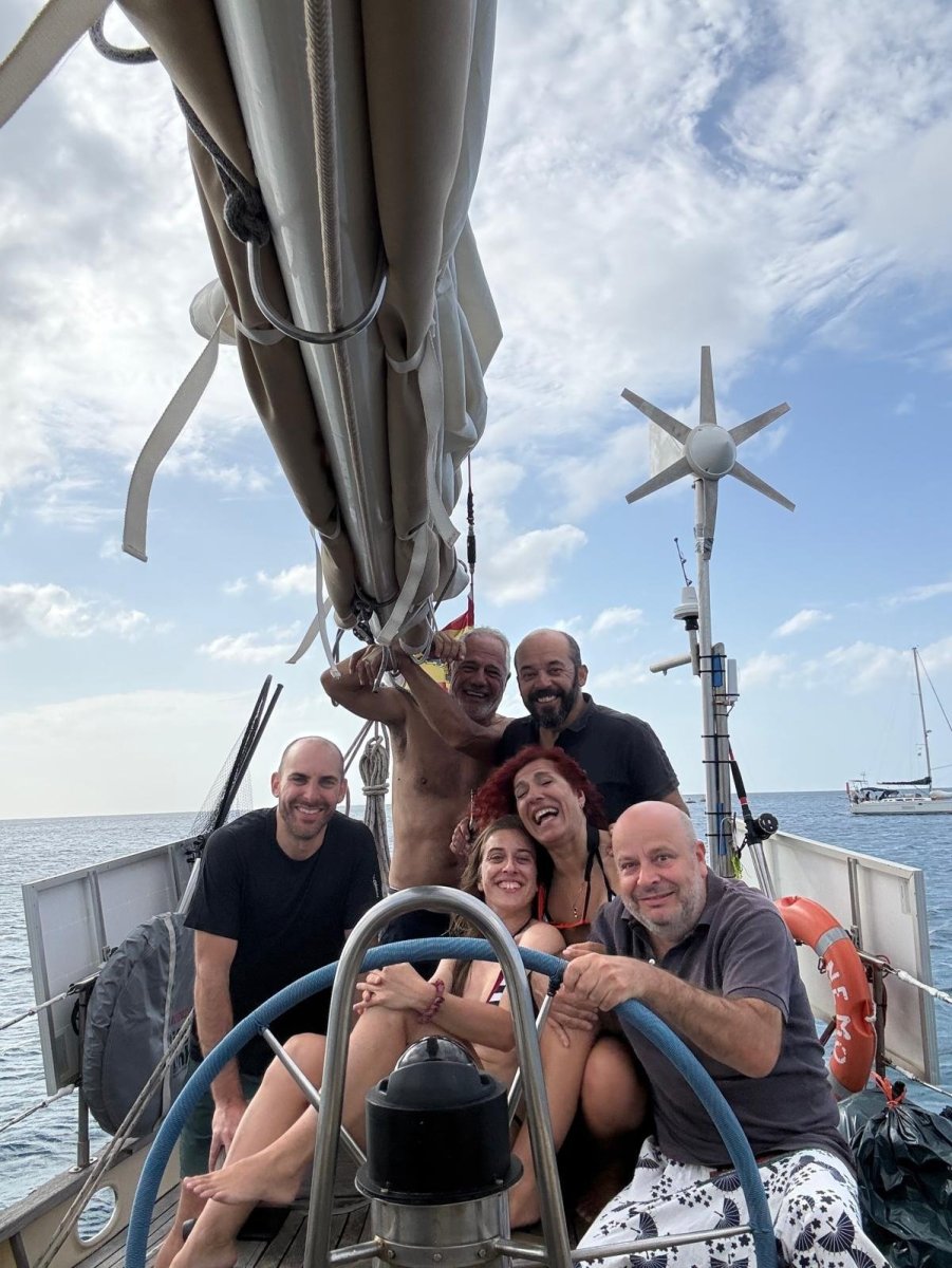 Atlantic crossing boats: from the Canary Islands to the Caribbean.