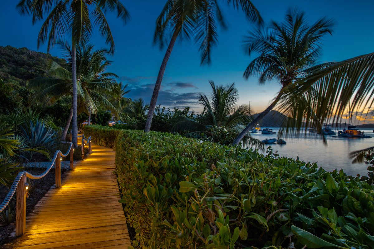 Intensive sailboat navigation course in the Caribbean