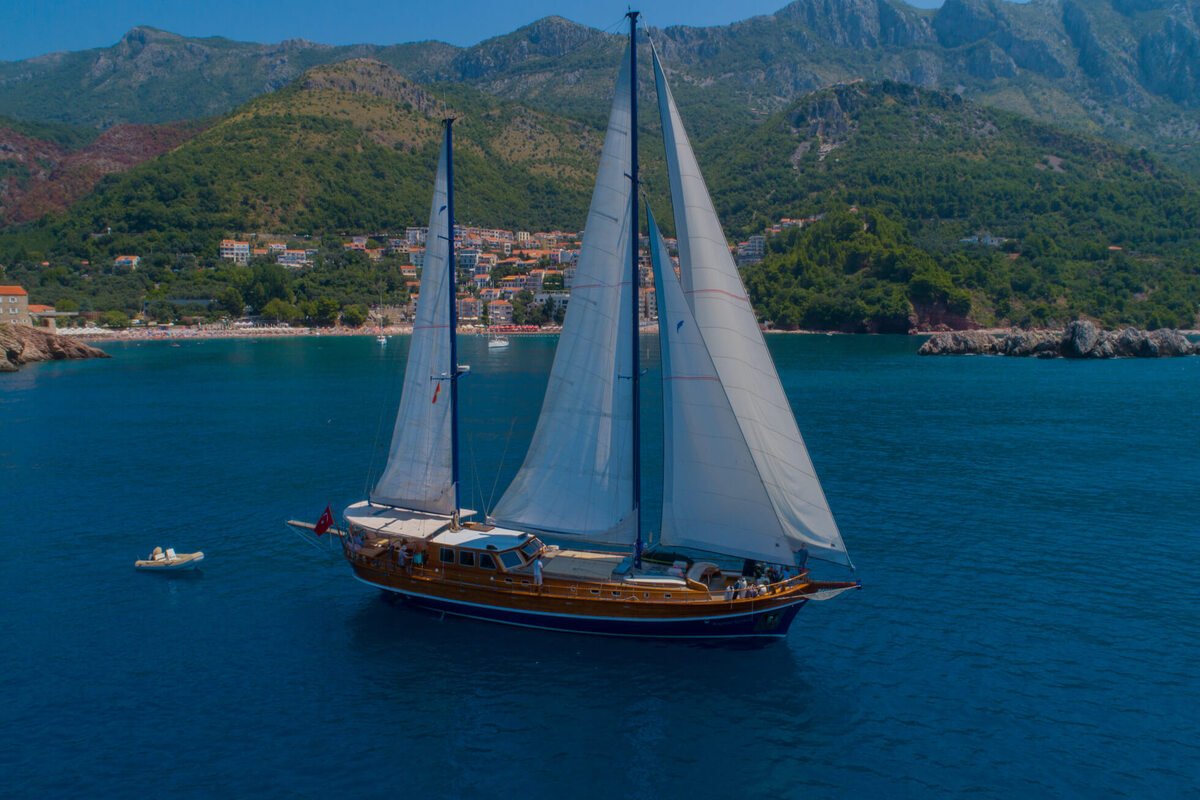 Turkish schooner - Custom - 6 baths