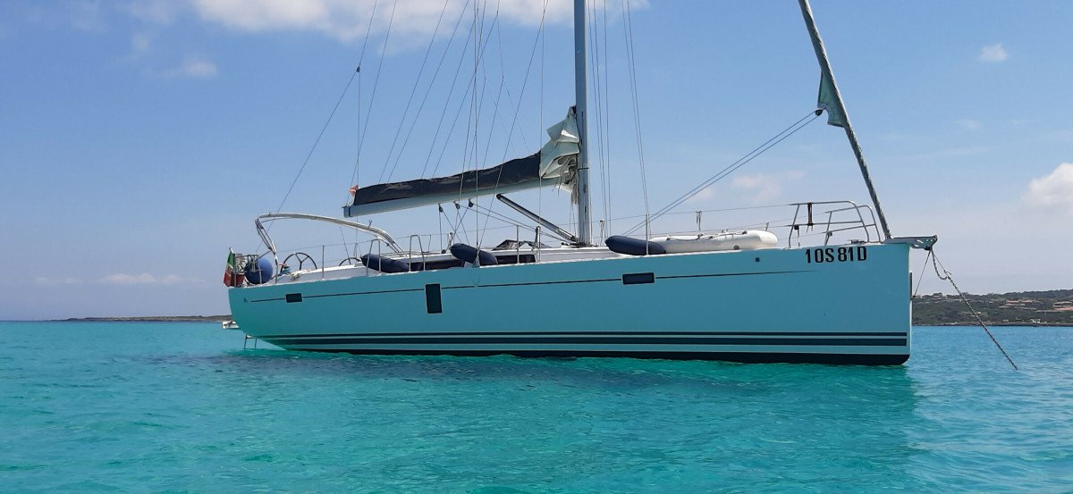 Vista aérea de la bahía de Bosa