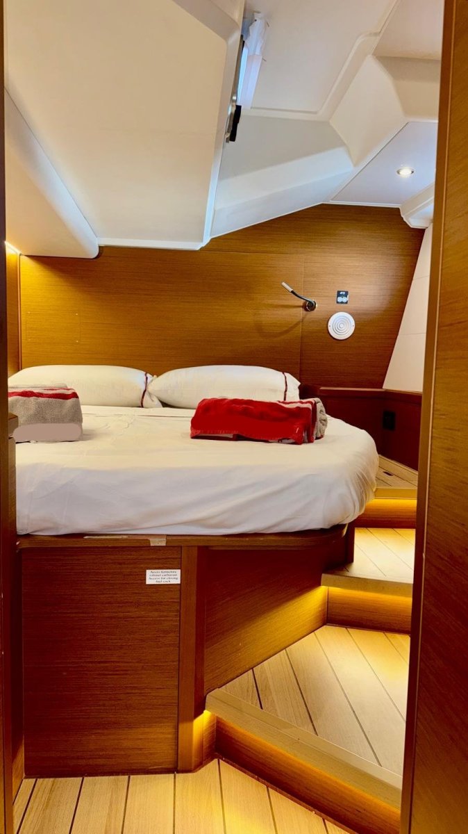 Jeanneau - 3 Badezimmer