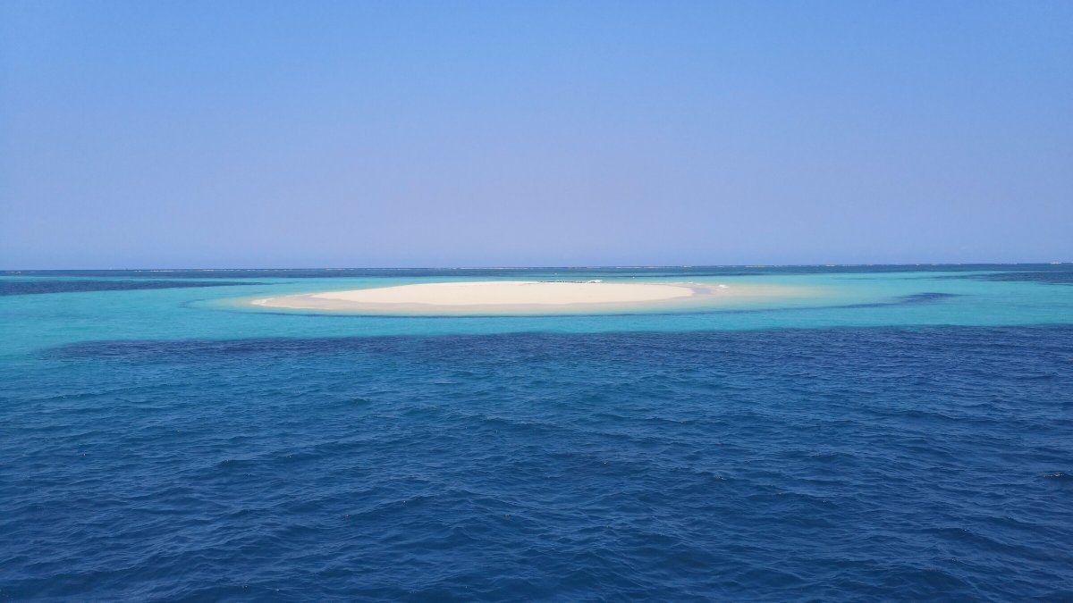 Navigazione nell'Oceano Indiano a Zanzibar