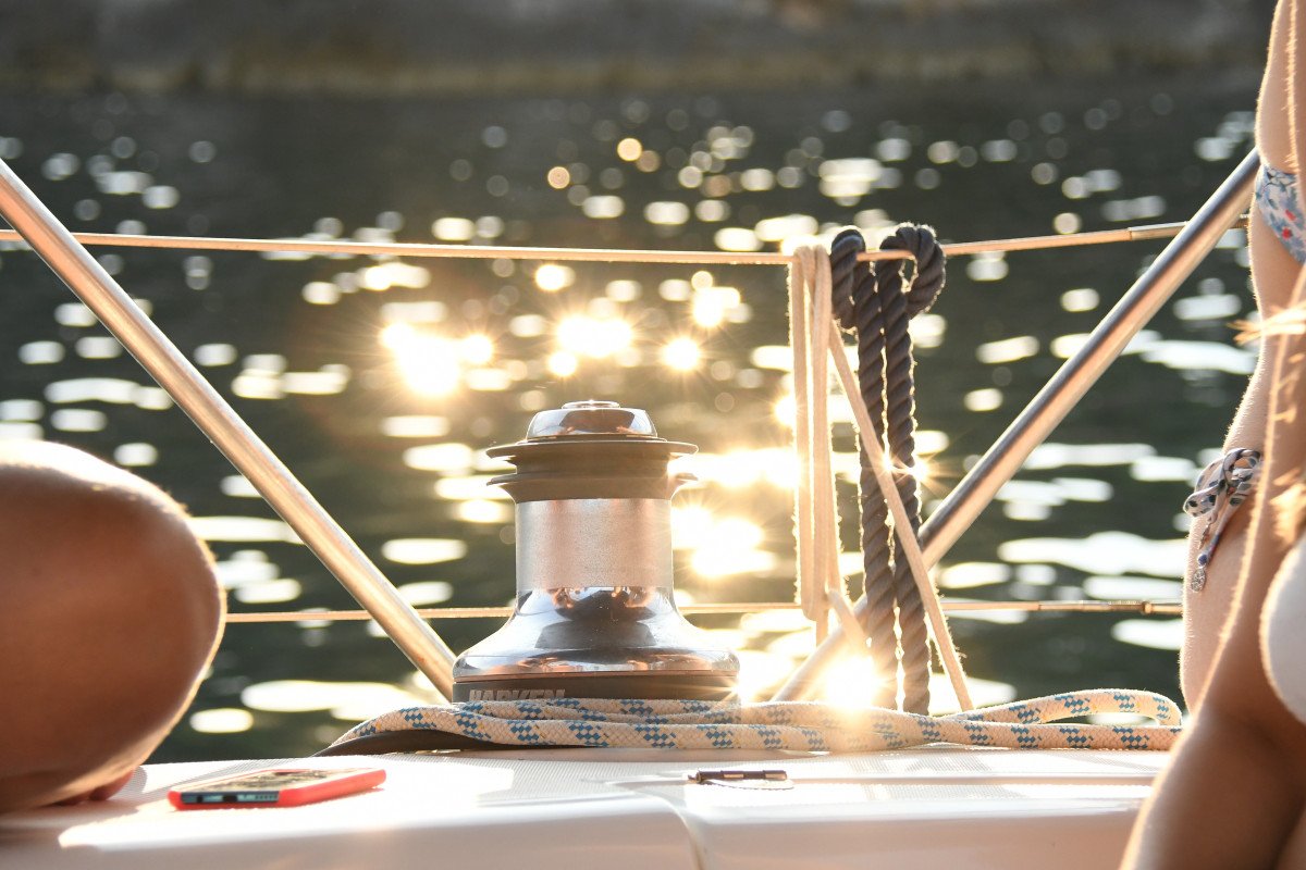 Discover the Côte d'Azur on a sailboat