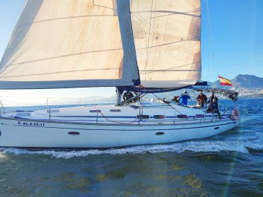 Einführung in den Segelkurs + Segelqualifikationsübungen in Benalmádena