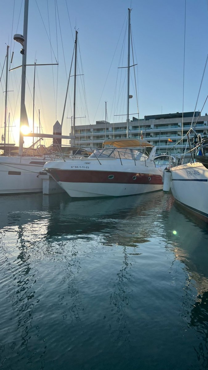 Barco a motor - Cranchi - 11.8 metros