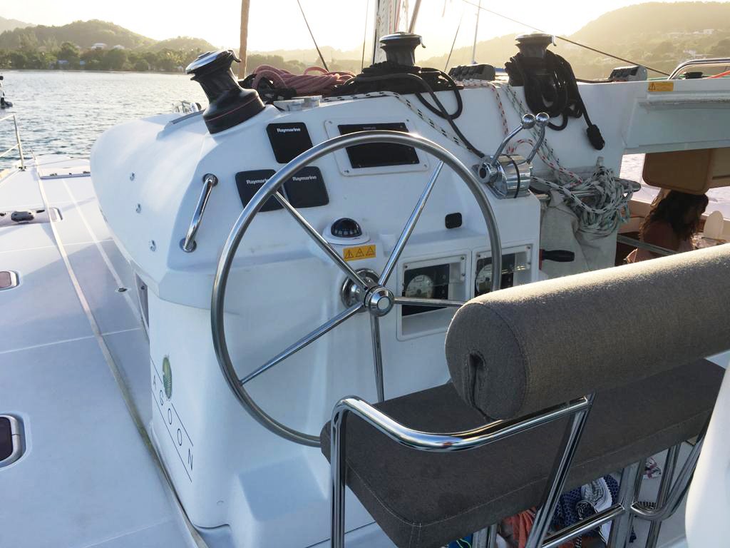 Goditi la bellezza naturale di Cadice e Huelva dal mare