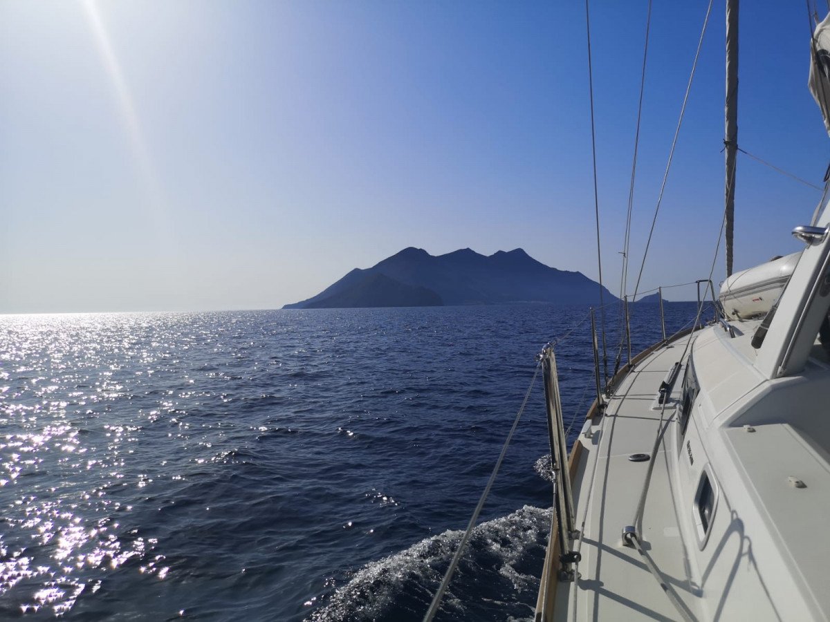 Sail Sicily: Nature and Sailing Experience