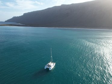 7-day ICC catamaran sailing course from Barcelona