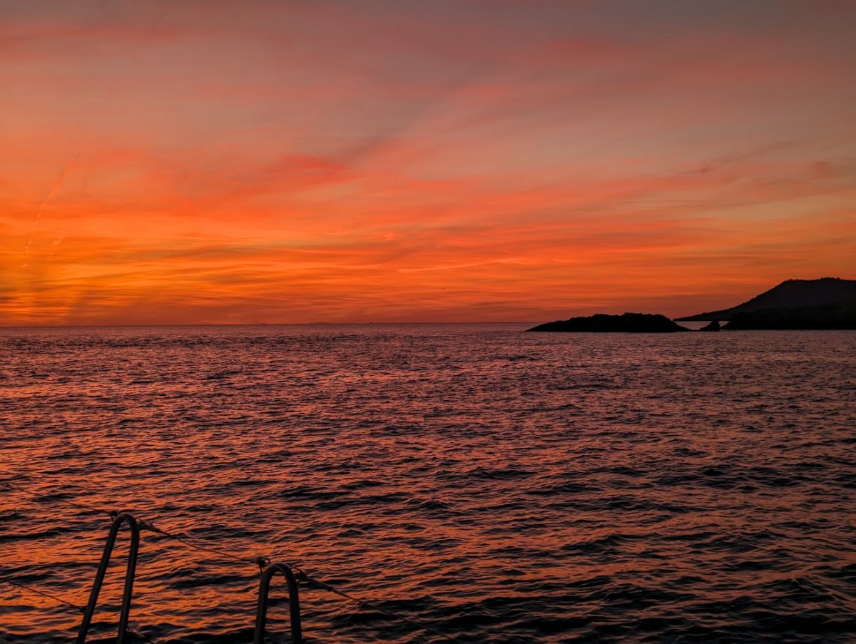 Relajación y sol en la playa de Ses Illetes