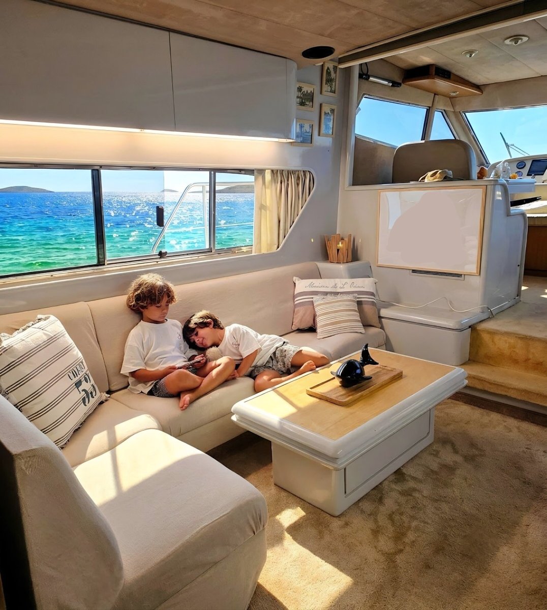 Boat navigation course along the coast of Alicante