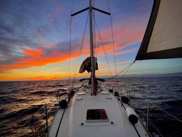 Sailing excursions and sunsets in Badalona