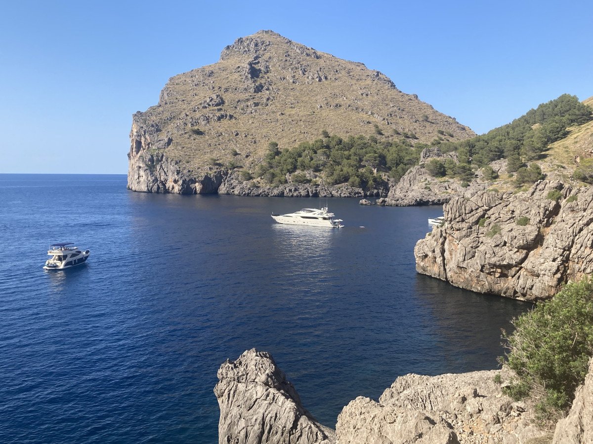 Impara a navigare nelle acque di Mallorca.