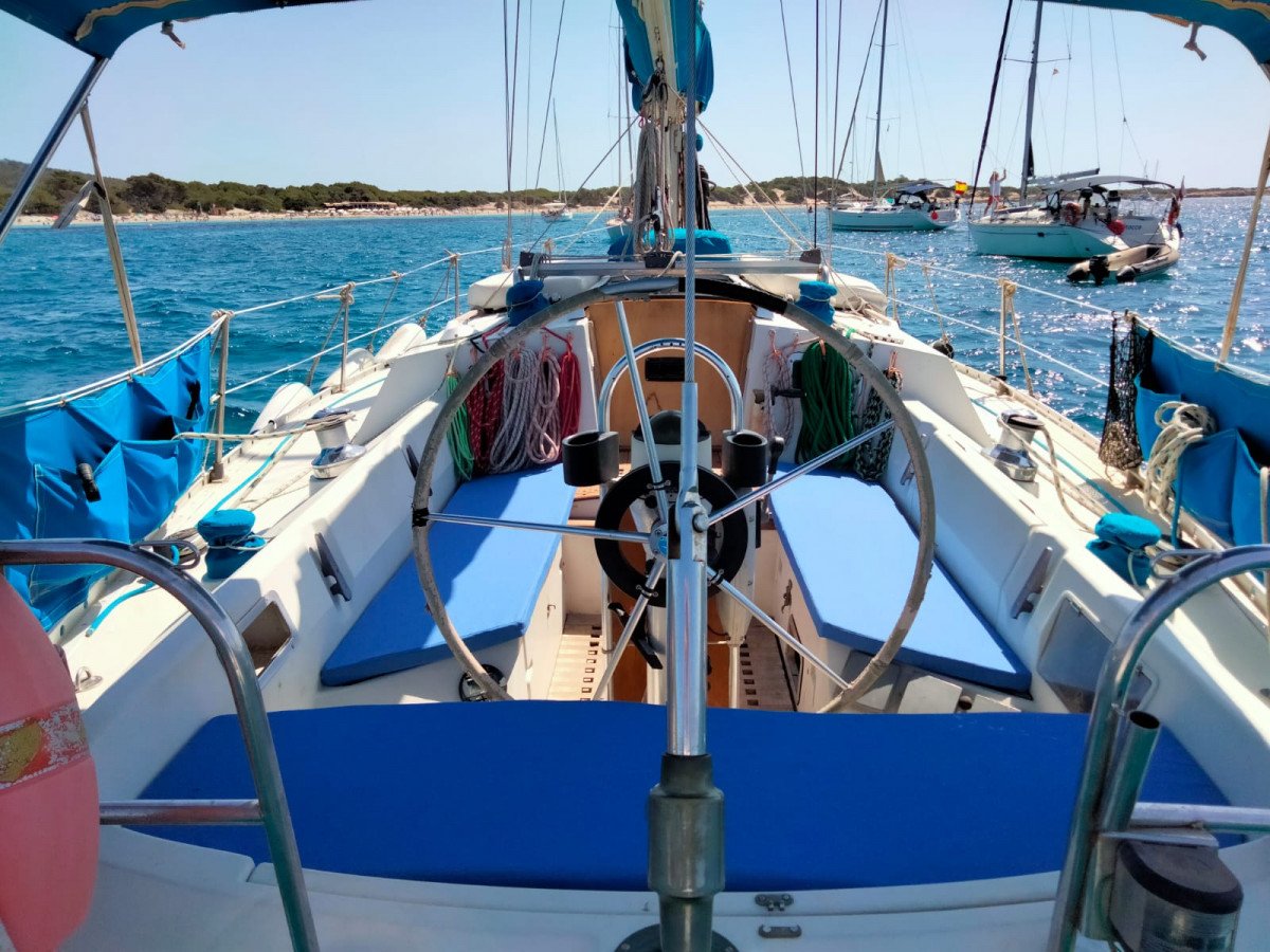 Bénéteau - First 38