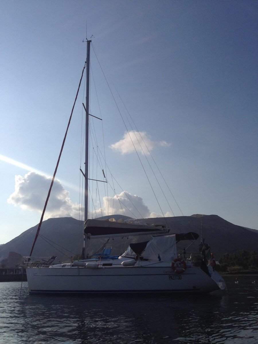 Barca a vela per vedere le isole Egadi