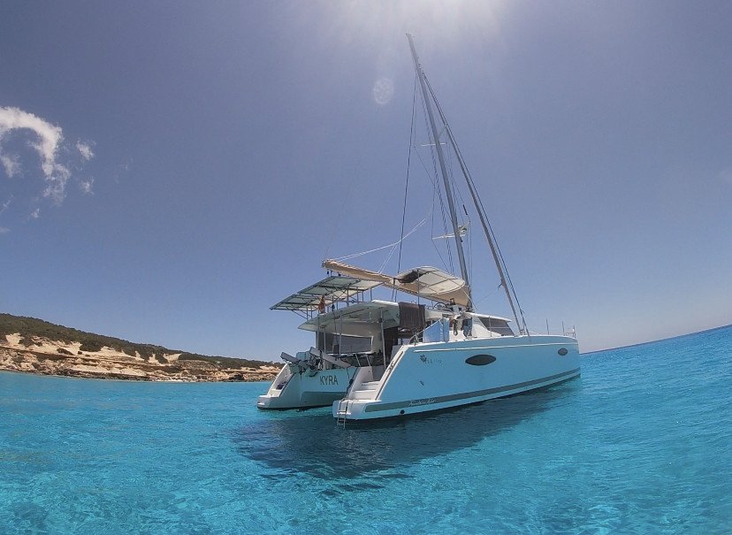 Aventúrate en el Caribe con un crucero en catamarán.