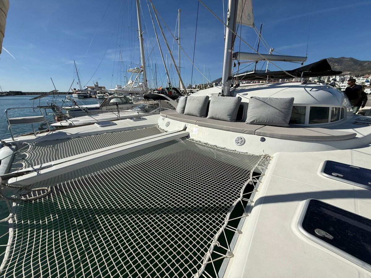 Disfruta de unas vacaciones náuticas con nuestras prácticas en Marbella