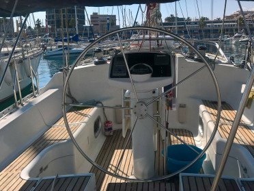 Corso privato di vela da crociera in un giorno ad Alicante