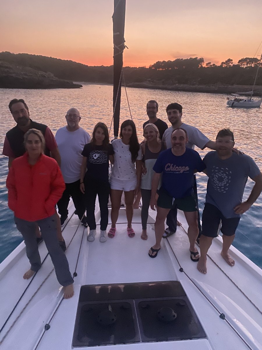 Experiencia de navegación en velero desde Castellón
