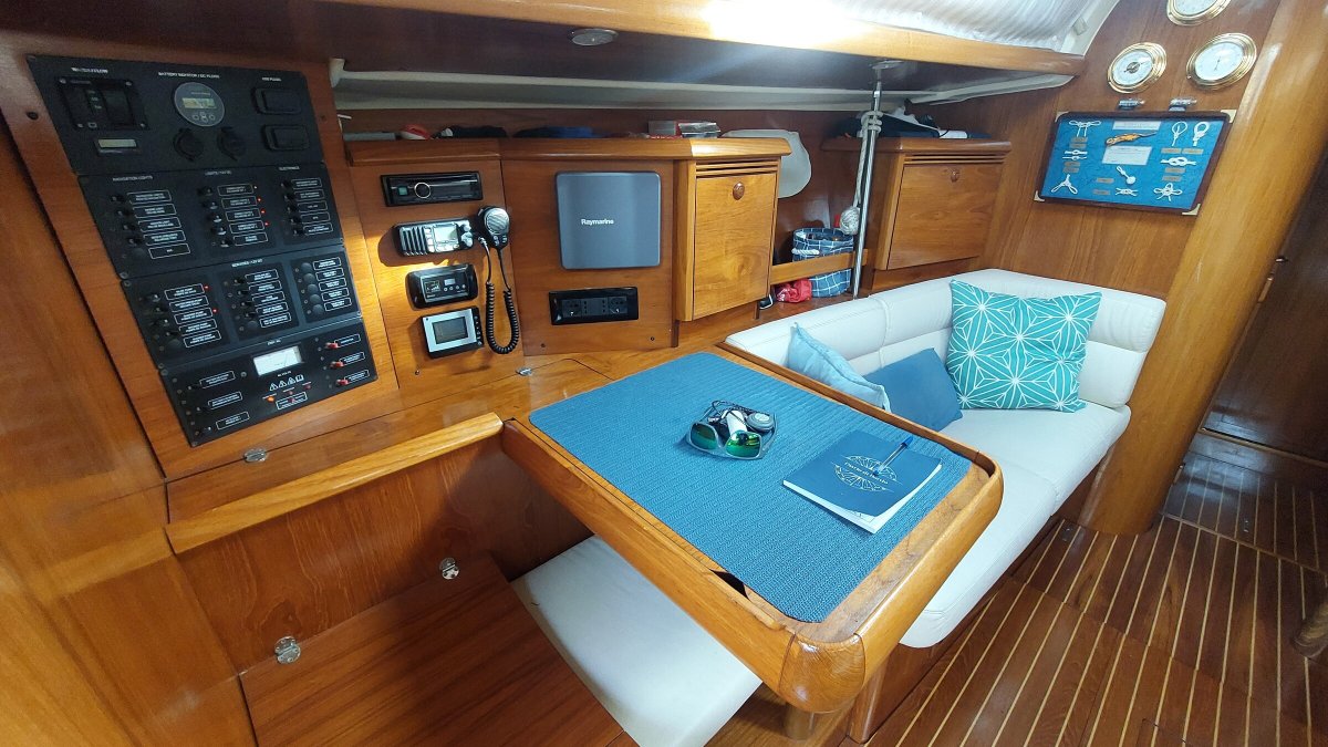 Segelboot - Jeanneau - 8 {{i18n.capacity}}