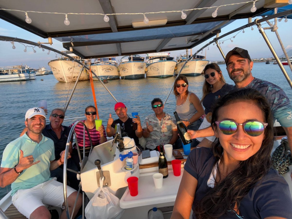 Experience the thrill of sailing through Manta's waters